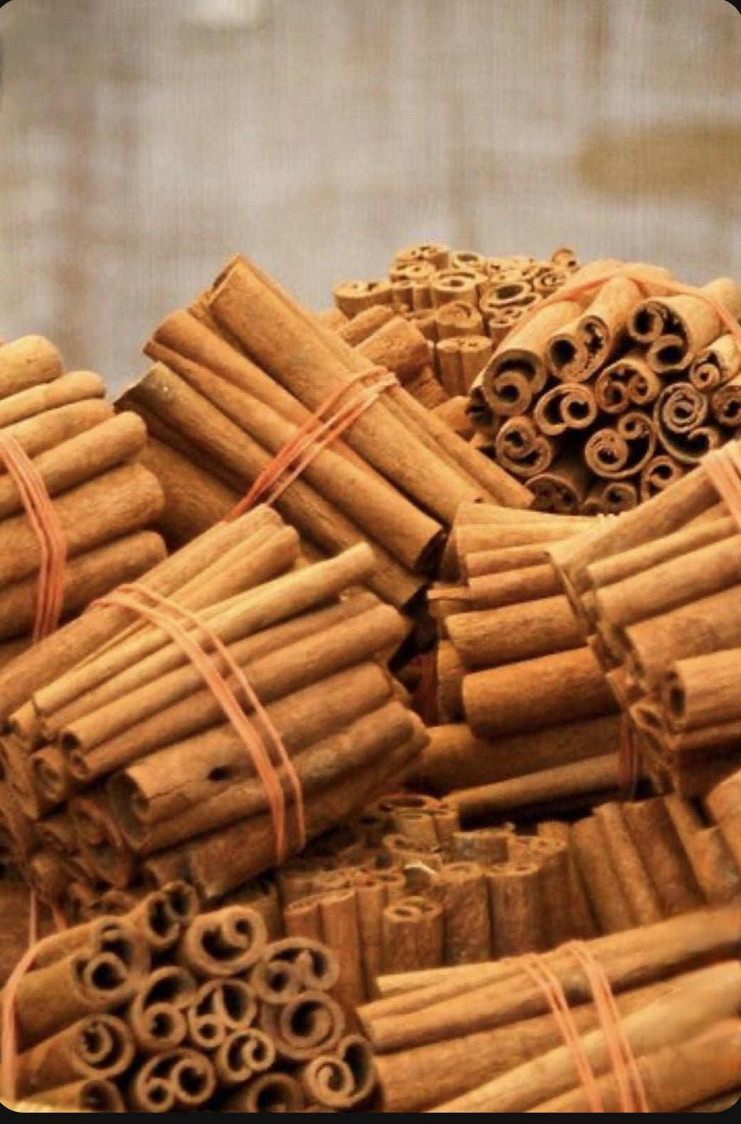 Cinnamon Sticks rolls by Organiq Mart
