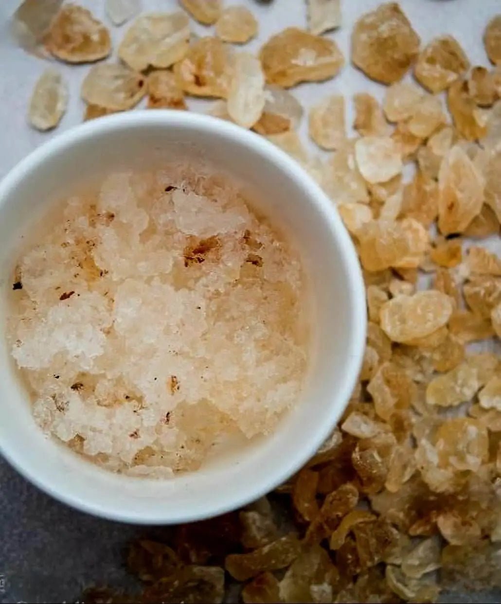 Katira Gond (Gond Katira) Benefits | Cooling Superfood – Organiq Mart - Organiq Mart